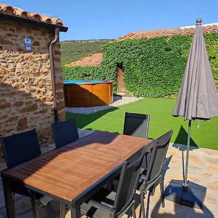 Masia Riu Dels Arbres Benassal Exterior photo